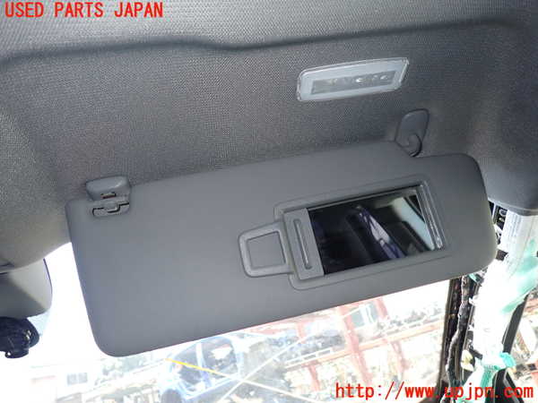 1UPJ-9240017625]アウディ・A3 セダン(8VCXSL)室内サンバイザー右側 中古_2