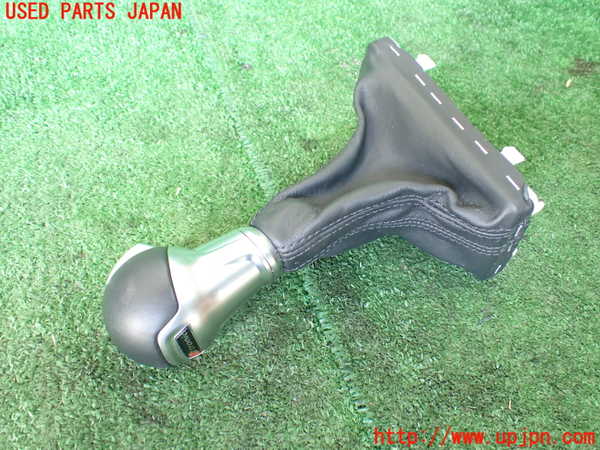 1UPJ-9240017570]アウディ・A3 セダン(8VCXSL)シフトノブ 中古_2