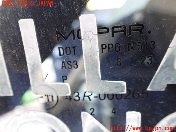 1UPJ-9240021380]ジープ・ラングラー アンリミテッド(JK38L)右クォーターガラス 中古 MOPAR M513 43R-000265_3