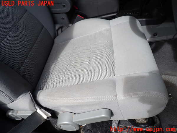 1UPJ-9240027035]ジープ・ラングラー アンリミテッド(JK38L)運転席シート 中古_3