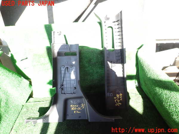 1UPJ-9240027665]ジープ・ラングラー アンリミテッド(JK38L)右センターピラートリム 中古_2