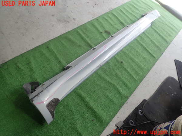 1UPJ-9240031392]フーガハイブリッド(HY51)左サイドステップ 中古_3
