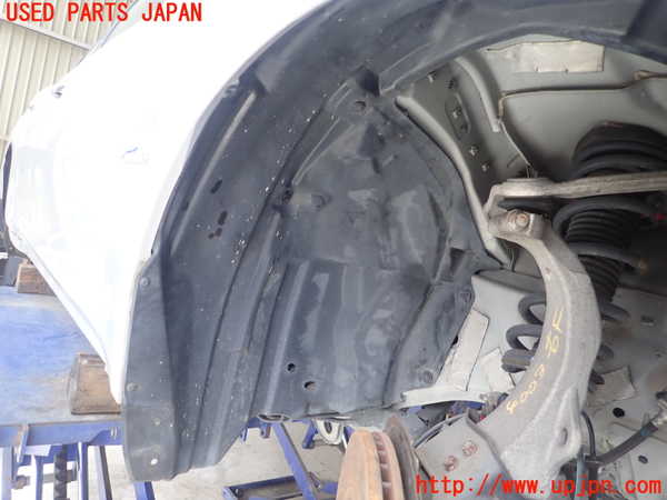 1UPJ-9240031090]フーガハイブリッド(HY51)右前フェンダーライナー 中古_3