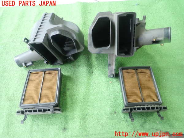 1UPJ-9240032560]フーガハイブリッド(HY51)エアクリーナーボックス 中古_3