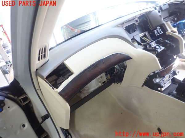 1UPJ-9240037505]フーガハイブリッド(HY51)ダッシュボード 中古_2