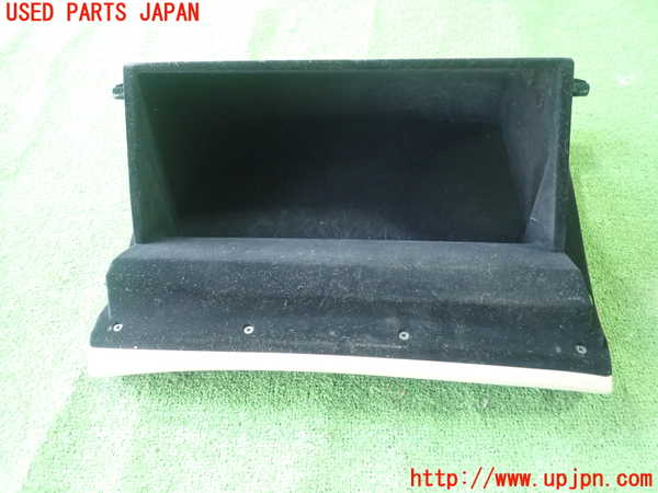 1UPJ-9240037516]フーガハイブリッド(HY51)グローブボックス1 中古_2