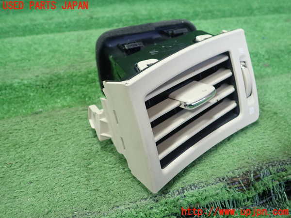 1UPJ-9240037528]フーガハイブリッド(HY51)エアコン吹き出し口3 (左) 中古_2