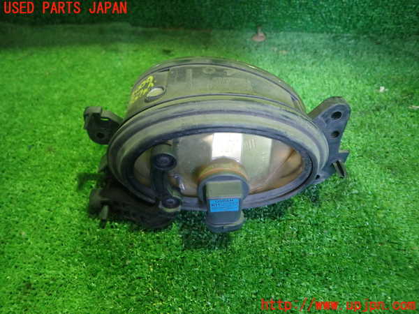 1UPJ-9240041180]ベンツ SL350 R230(230458)右フォグ 中古_2