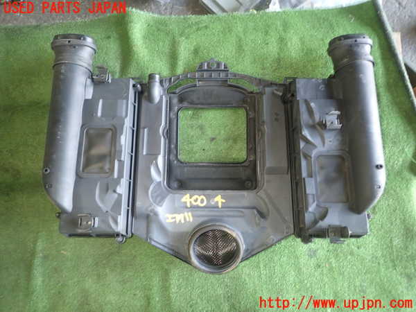 1UPJ-9240042560]ベンツ SL350 R230(230458)エアクリーナーボックス 中古_2