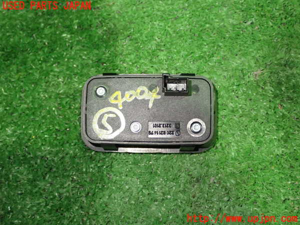 1UPJ-9240046310]ベンツ SL350 R230(230458)スイッチ5 中古_2