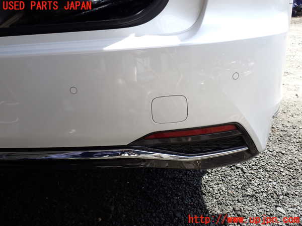 1UPJ-9240051610]レクサス・LS500h(GVF50)リアバンパー 中古_4