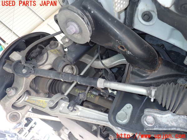 1UPJ-9240054240]レクサス・LS500h(GVF50)4WSラック 中古_2