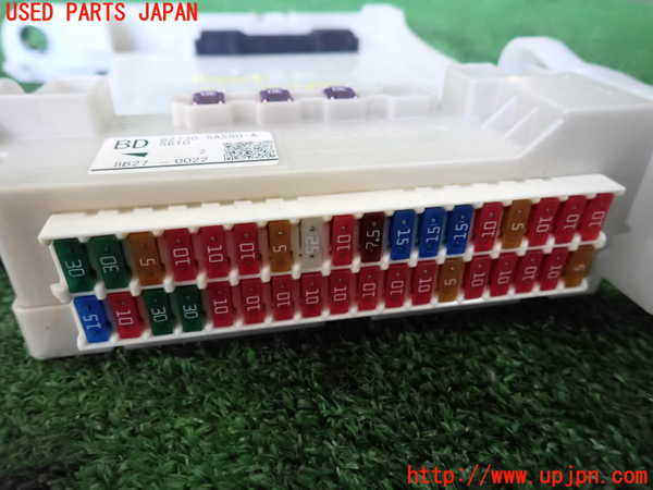 1UPJ-9240056741]レクサス・LS500h(GVF50)ヒューズボックス1 中古_3