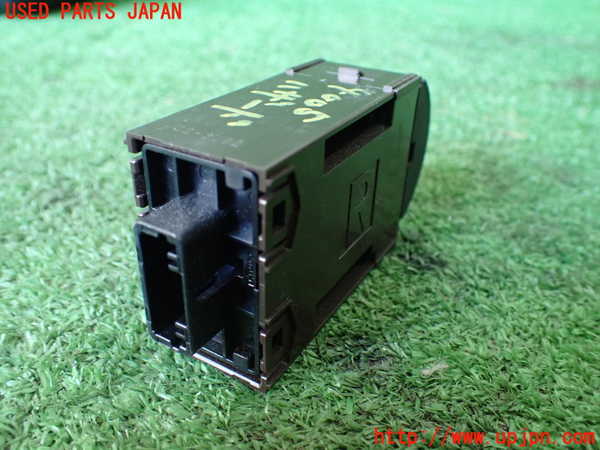 1UPJ-9240056290]レクサス・LS500h(GVF50)ハザードスイッチ 中古_2