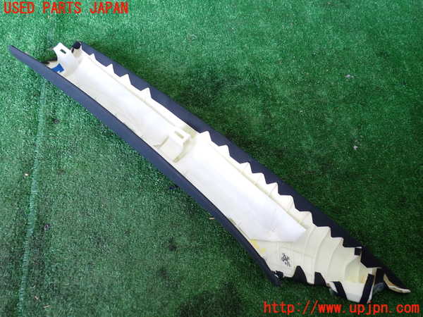1UPJ-9240057655]レクサス・LS500h(GVF50)右フロントピラートリム 中古_2