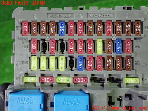 1UPJ-9240066741]ステップワゴン スパーダ ハイブリッド(RP5)ヒューズボックス1(室内運転席側) 中古_3