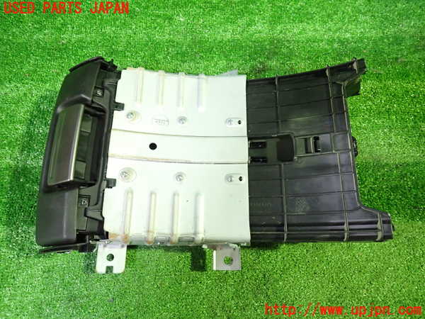 1UPJ-9240067842]ステップワゴン スパーダ ハイブリッド(RP5)小物入れ2 中古_4