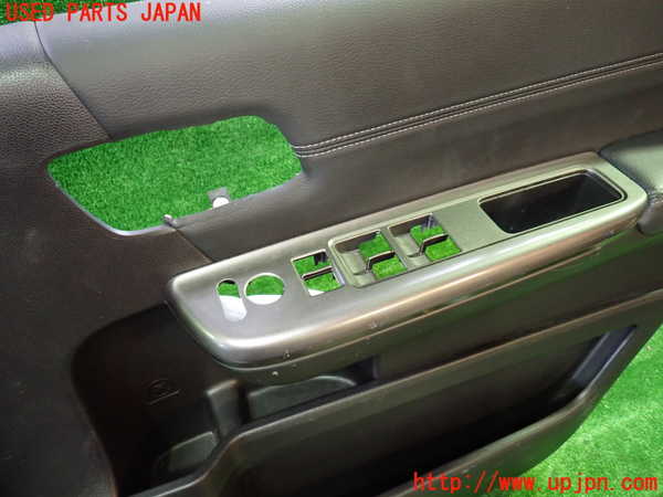 1UPJ-9240061234]ステップワゴン スパーダ ハイブリッド(RP5)右前ドア内張り 中古_2