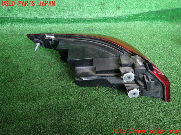 2UPJ-9240071530]BMW 218i グランクーペ(7K15)(F44)右テールランプ 中古_2