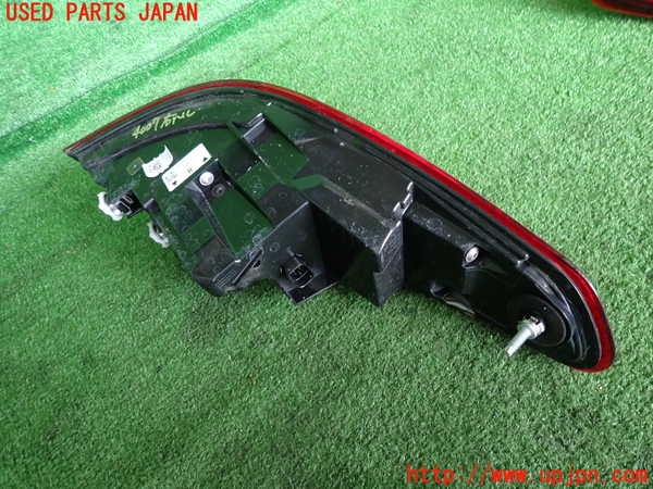 2UPJ-9240071530]BMW 218i グランクーペ(7K15)(F44)右テールランプ 中古_3