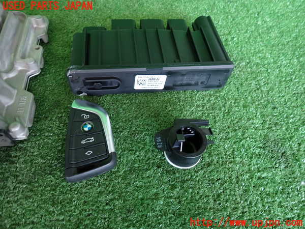 2UPJ-9240076110]BMW 218i グランクーペ(7K15)(F44)エンジンコンピューター DME 中古_3
