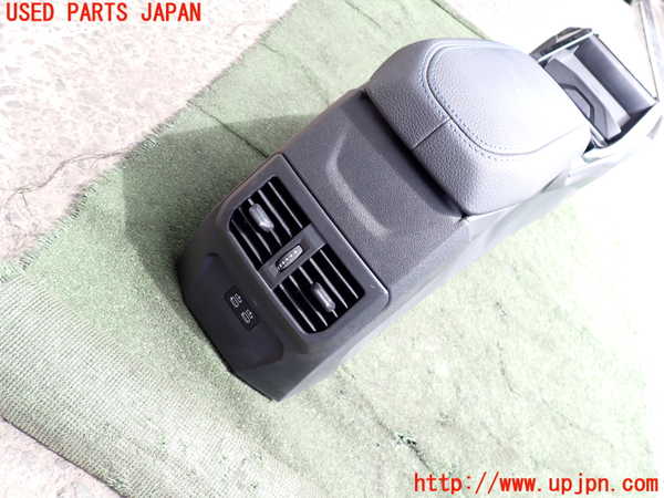 2UPJ-9240077540]BMW 218i グランクーペ(7K15)(F44)センターコンソール 中古_4