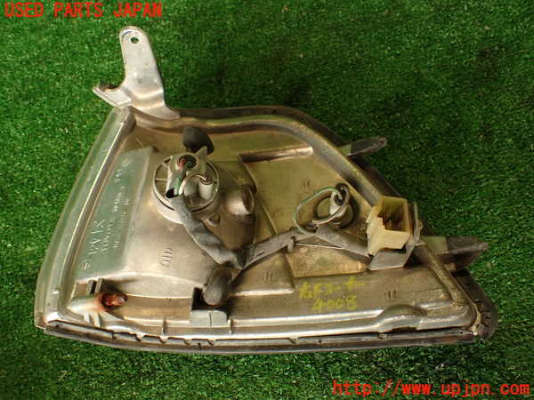 2UPJ-9240081150]クラウン 4ドア ハードトップ(LS130)右コーナーランプ 中古_3