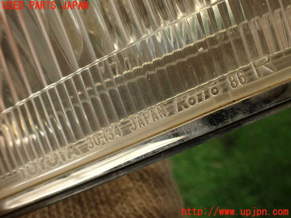 2UPJ-9240081150]クラウン 4ドア ハードトップ(LS130)右コーナーランプ 中古_4