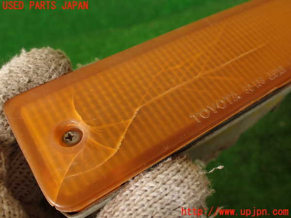 2UPJ-9240081162]クラウン 4ドア ハードトップ(LS130)左ウィンカーレンズ (ジャンク品) 中古_3