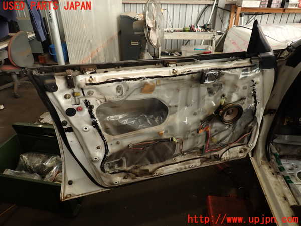 2UPJ-9240081260]クラウン 4ドア ハードトップ(LS130)左前ドア (43R-00012) 中古_4