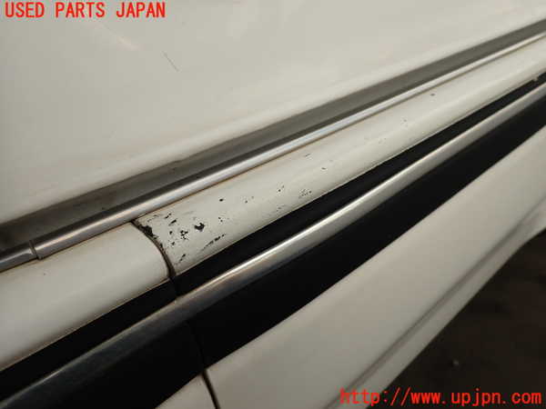2UPJ-9240081610]クラウン 4ドア ハードトップ(LS130)リアバンパー 中古_5