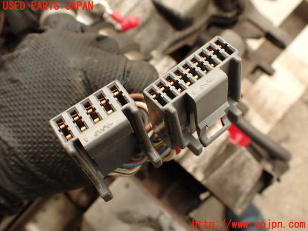 2UPJ-9240082010]クラウン 4ドア ハードトップ(LS130)エンジン 2L-THE 中古_3