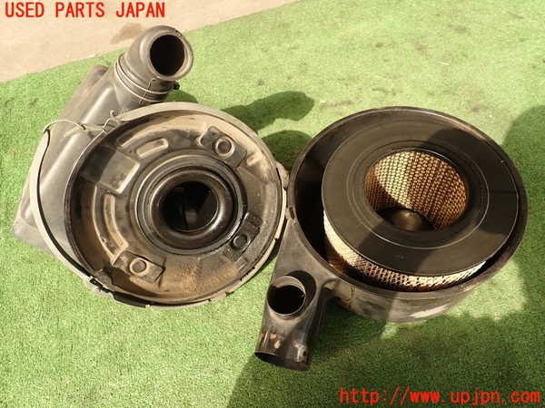 2UPJ-9240082560]クラウン 4ドア ハードトップ(LS130)エアクリーナーボックス 中古_5