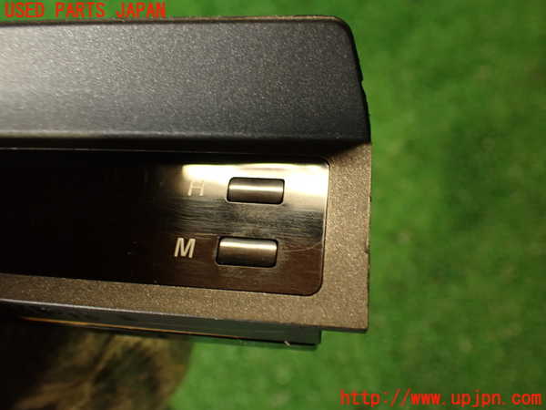 2UPJ-9240087850]クラウン 4ドア ハードトップ(LS130)時計 中古_2