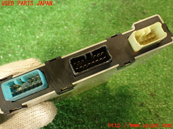 2UPJ-9240086146]クラウン 4ドア ハードトップ(LS130)コンピューター1 中古_3