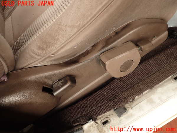 2UPJ-9240087035]クラウン 4ドア ハードトップ(LS130)運転席シート 中古_3