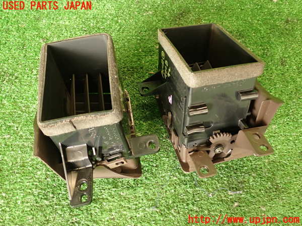 2UPJ-9240087528]クラウン 4ドア ハードトップ(LS130)エアコン吹き出し口3 中古_2