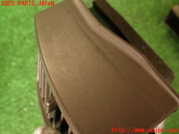 2UPJ-9240087528]クラウン 4ドア ハードトップ(LS130)エアコン吹き出し口3 中古_4