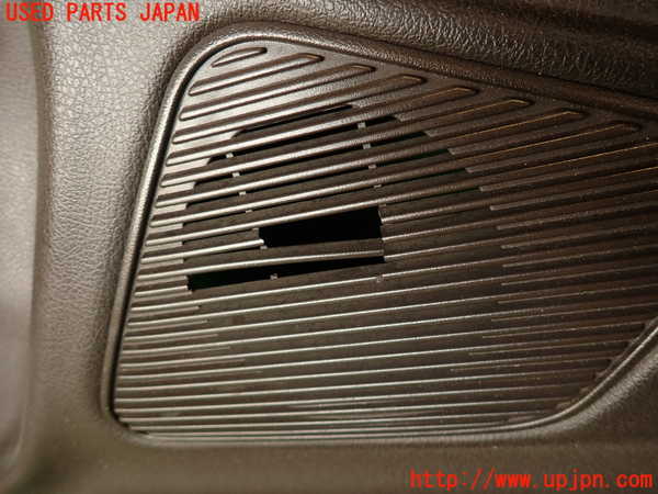 2UPJ-9240081234]クラウン 4ドア ハードトップ(LS130)右前ドア内張り 中古_2
