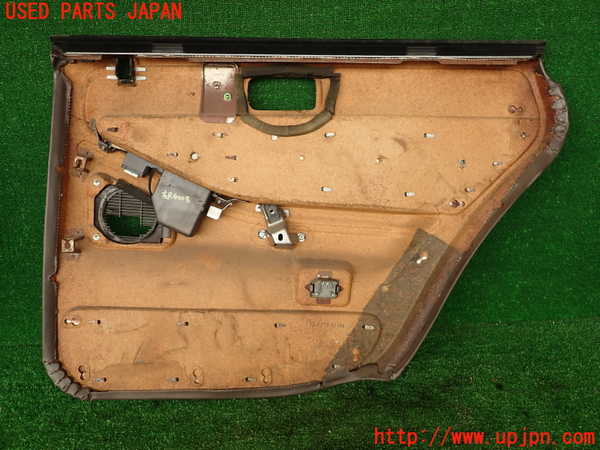2UPJ-9240081324]クラウン 4ドア ハードトップ(LS130)左後ドア内張り 中古_5