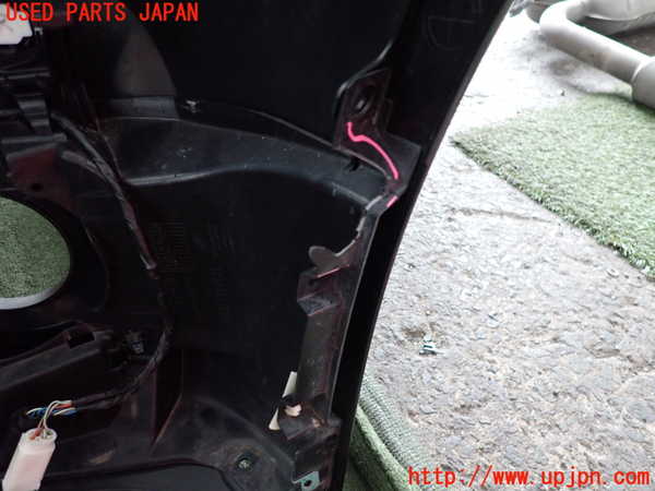 2UPJ-9240091010]BMW 320d(8C20)(F30)フロントバンパー 中古_5