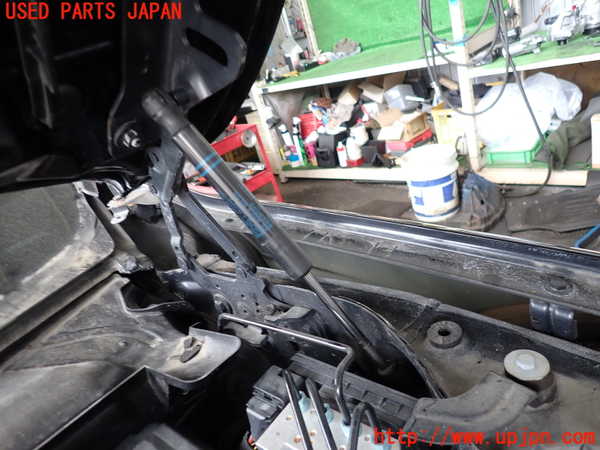 2UPJ-9240091068]BMW 320d(8C20)(F30)ボンネットダンパー 中古_2