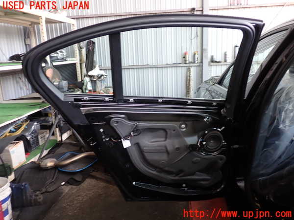 2UPJ-9240091320]BMW 320d(8C20)(F30)左後ドア 中古(43R-001735 M540)_4