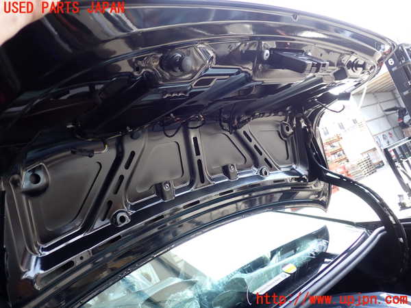 2UPJ-9240091500]BMW 320d(8C20)(F30)トランク 中古_3