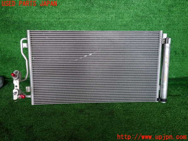 2UPJ-9240096031]BMW 320d(8C20)(F30)エアコンコンデンサー1 中古_3