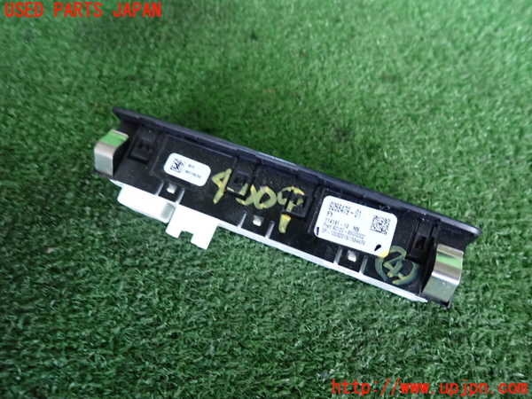 2UPJ-9240096309]BMW 320d(8C20)(F30)スイッチ4 (レーンアシスト) 中古_2
