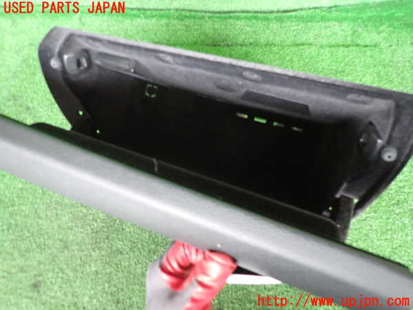 2UPJ-9240097516]BMW 320d(8C20)(F30)グローブボックス1 中古_3