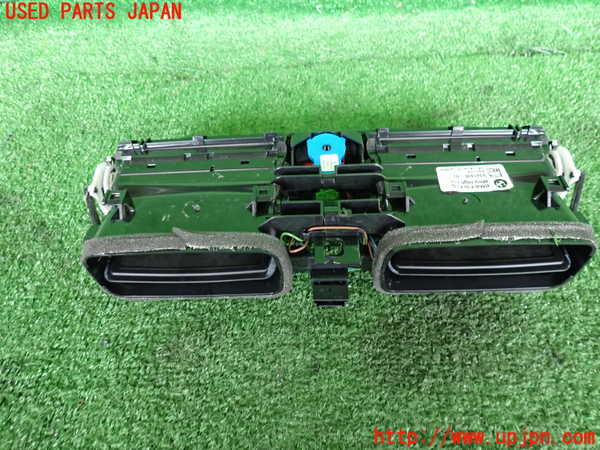 2UPJ-9240097526]BMW 320d(8C20)(F30)エアコン吹き出し口1 (真中) 中古_2