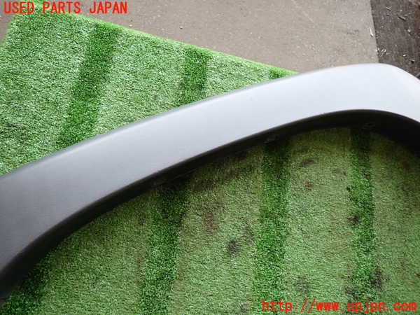 2UPJ-9240101444]シボレー・サバーバン(不明)右後オーバーフェンダー 中古_3