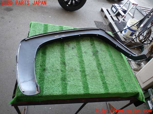 2UPJ-9240101446]シボレー・サバーバン(不明)左後オーバーフェンダー 中古_5